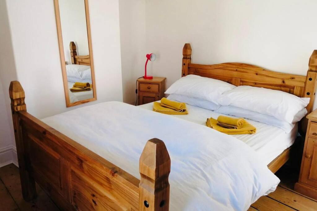 הוילה סקארבורו 200 Year Old Large Townhouse With Sea Views מראה חיצוני תמונה
