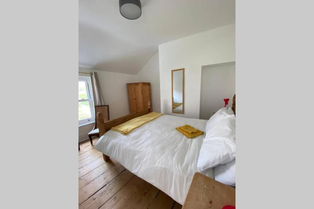 הוילה סקארבורו 200 Year Old Large Townhouse With Sea Views מראה חיצוני תמונה